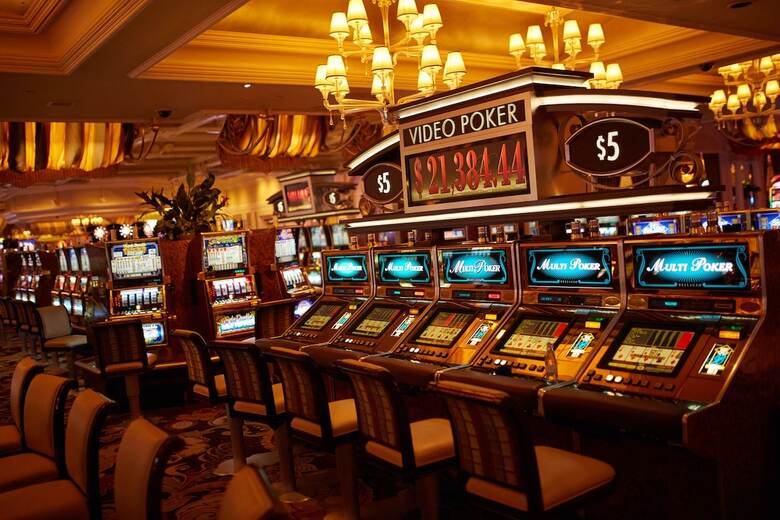 top 5 online slots canadians